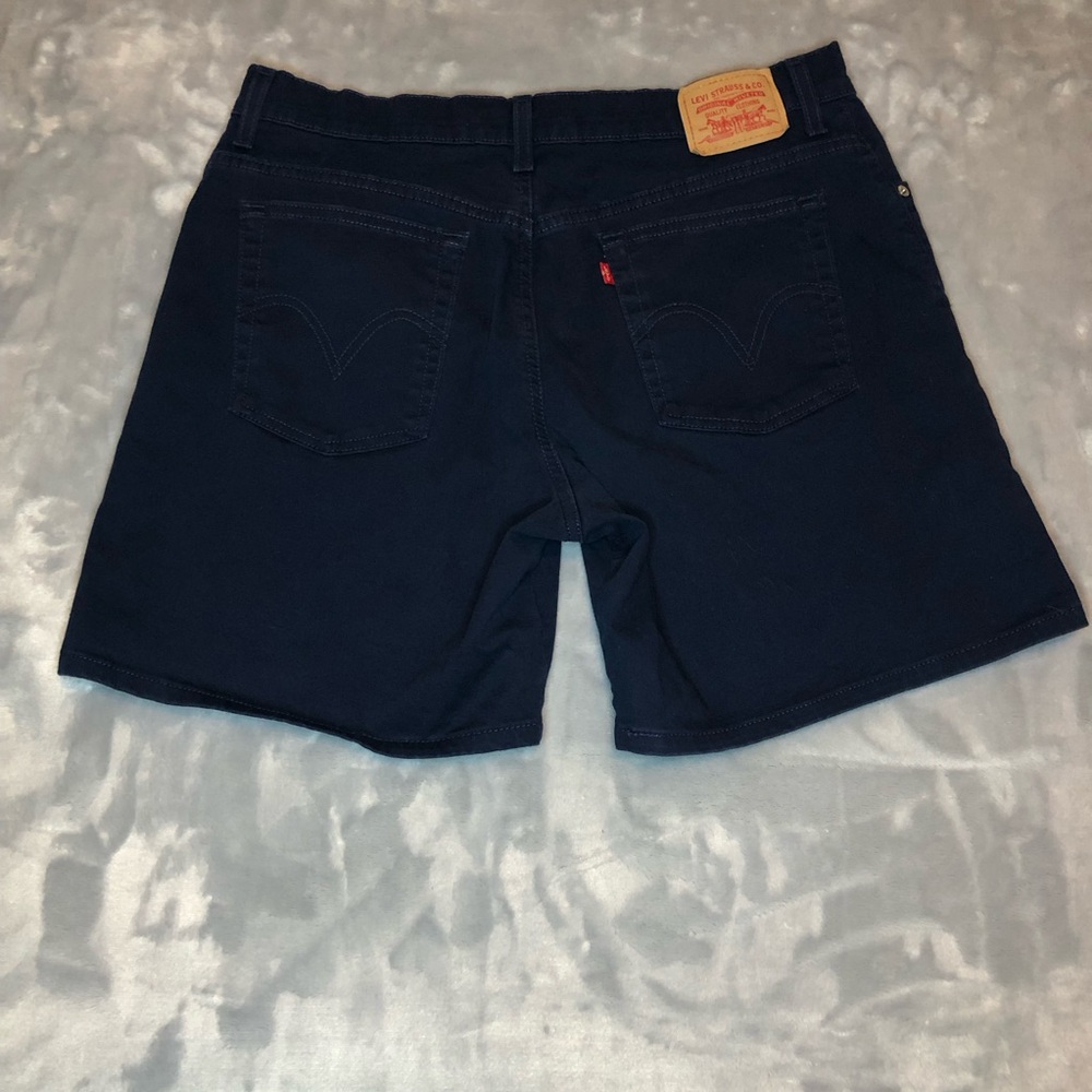 Levi's Classic Fit Stretch Jean Shorts, Dark Blue Size 16 - Picture 4 of 11